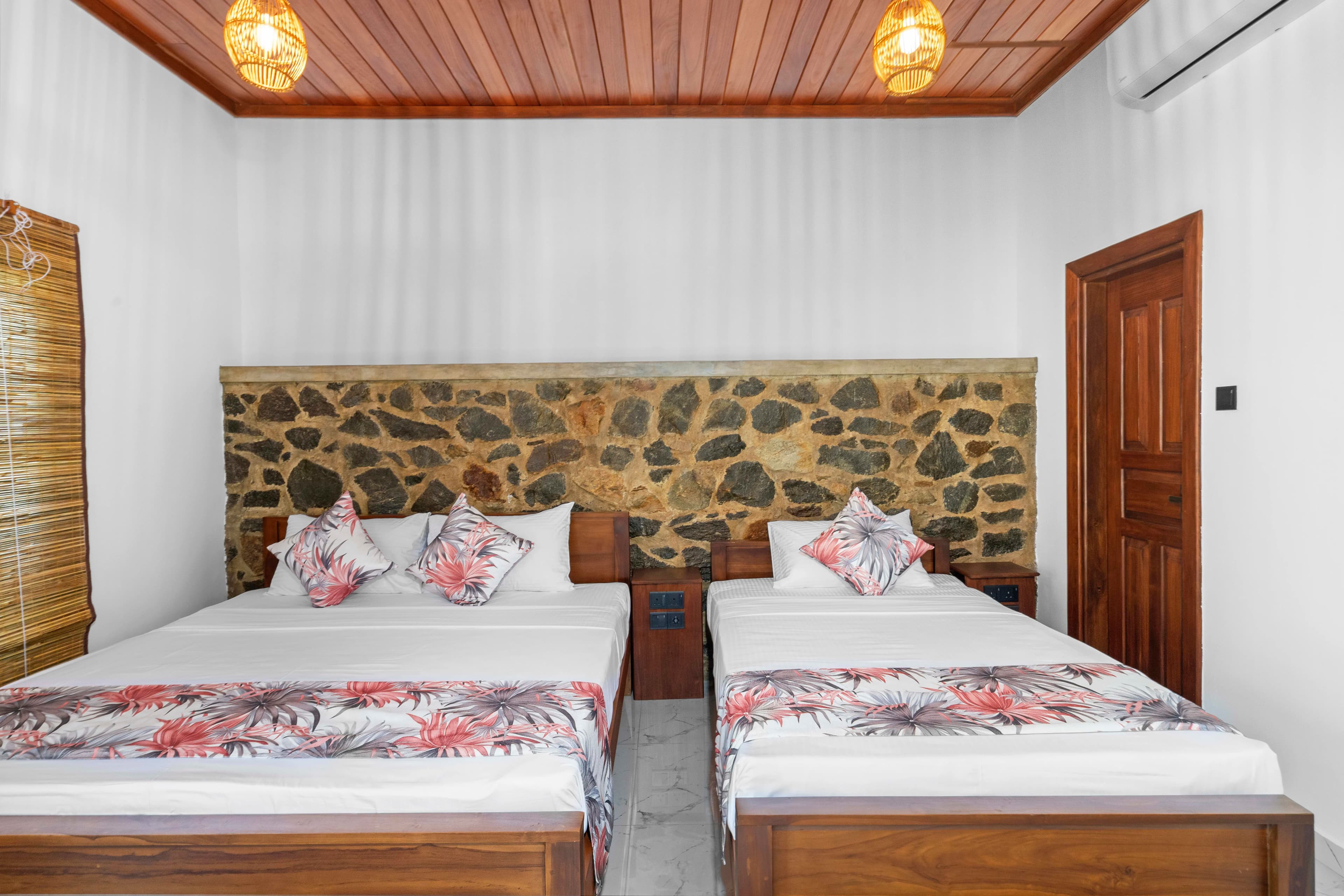 Standard Family Rooms (2 Beds)